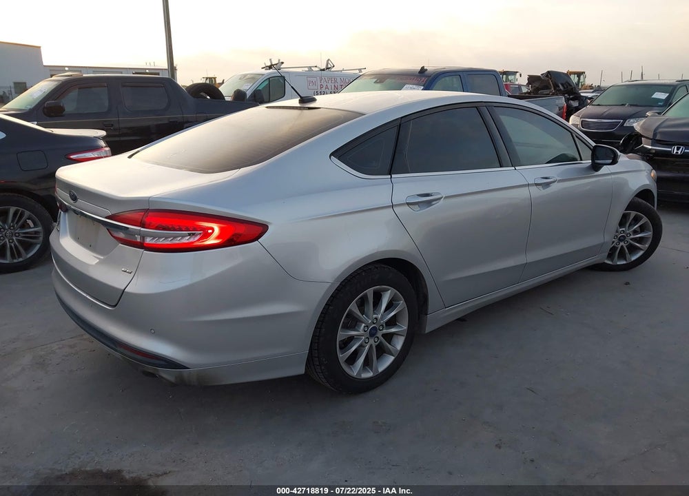 2017 FORD FUSION VIN: 3FA6P0H72HR260182