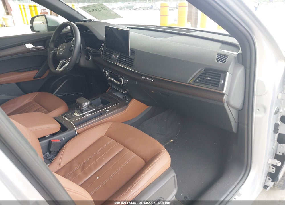 2022 AUDI Q5 VIN: WA1BBAFY1N2081876