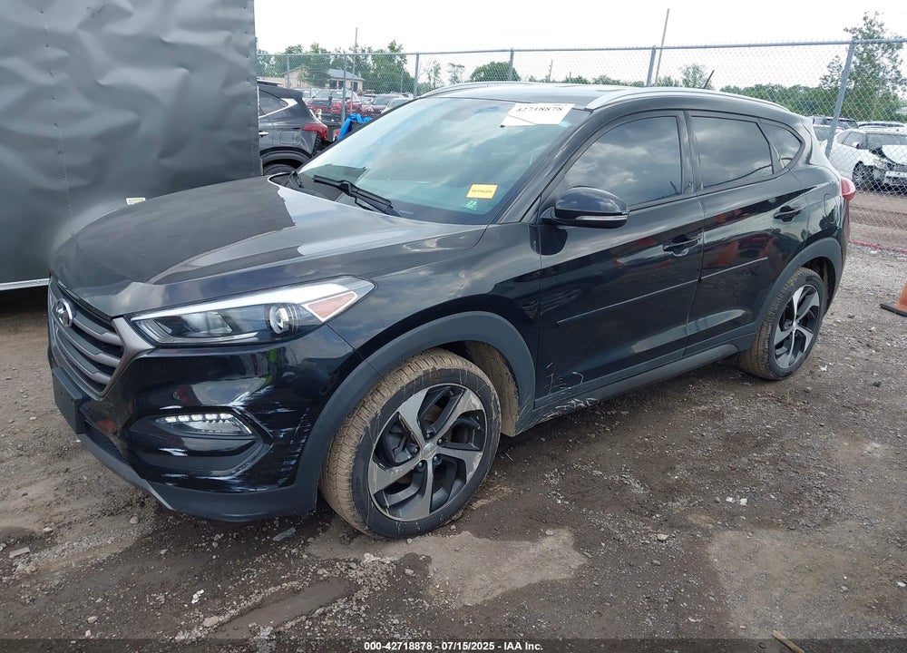 2016 HYUNDAI TUCSON VIN: KM8J33A28GU211538