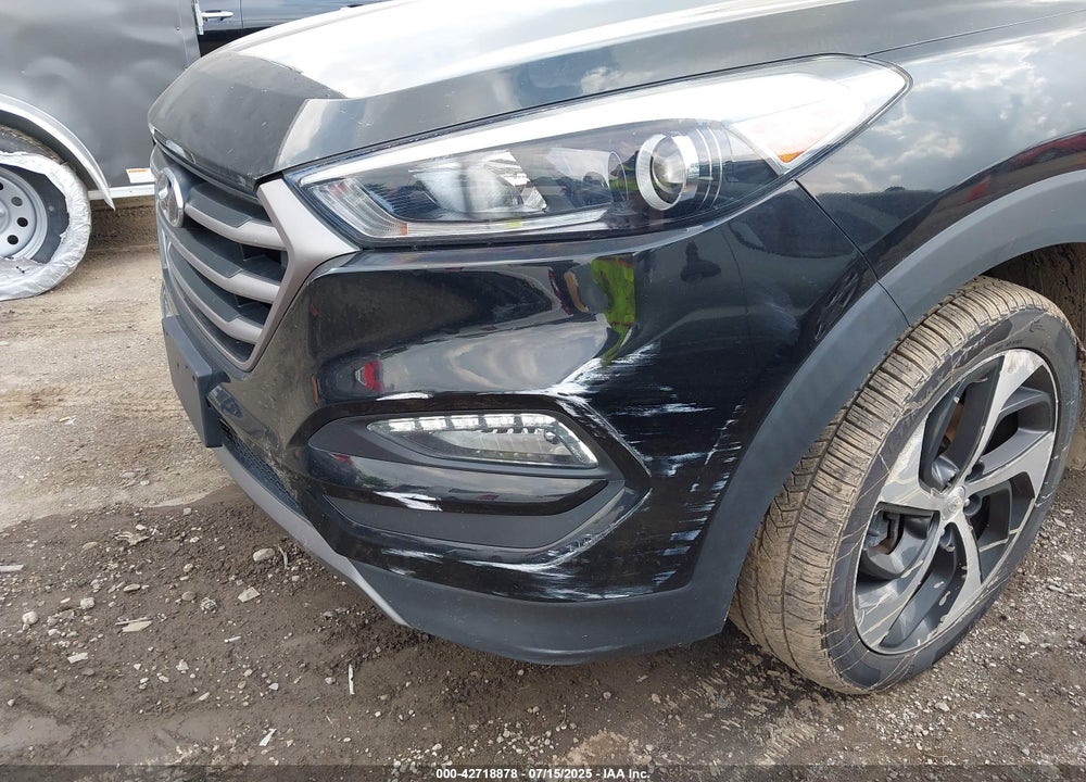 2016 HYUNDAI TUCSON VIN: KM8J33A28GU211538