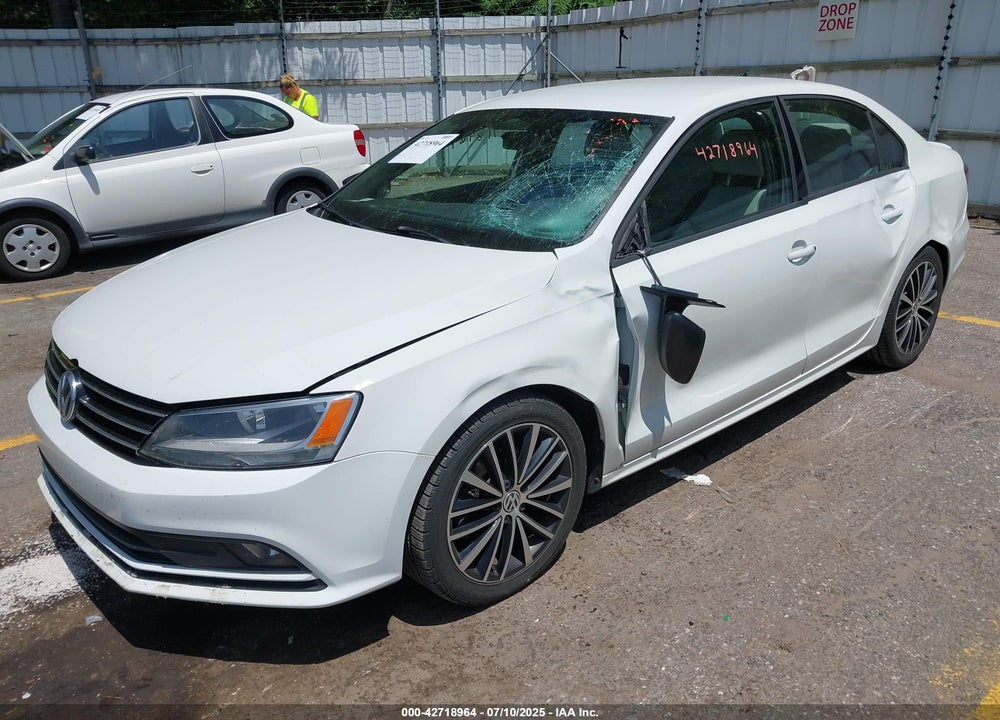 2015 VOLKSWAGEN JETTA VIN: 3VWD17AJ0FM400268