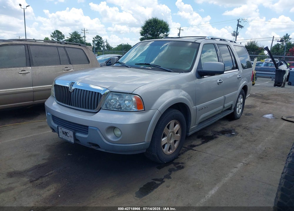 2003 LINCOLN NAVIGATOR VIN: 5LMFU28R83LJ13106