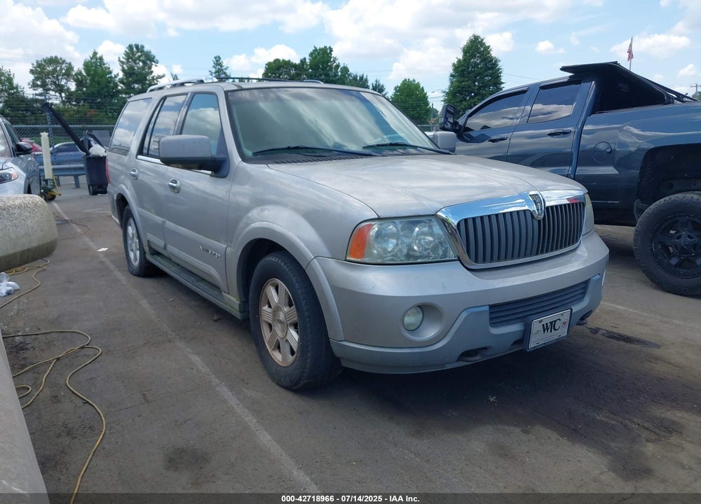 2003 LINCOLN NAVIGATOR VIN: 5LMFU28R83LJ13106