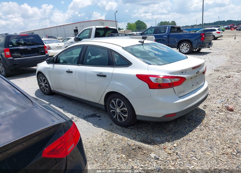 2014 FORD FOCUS S VIN: 1FADP3E28EL181062