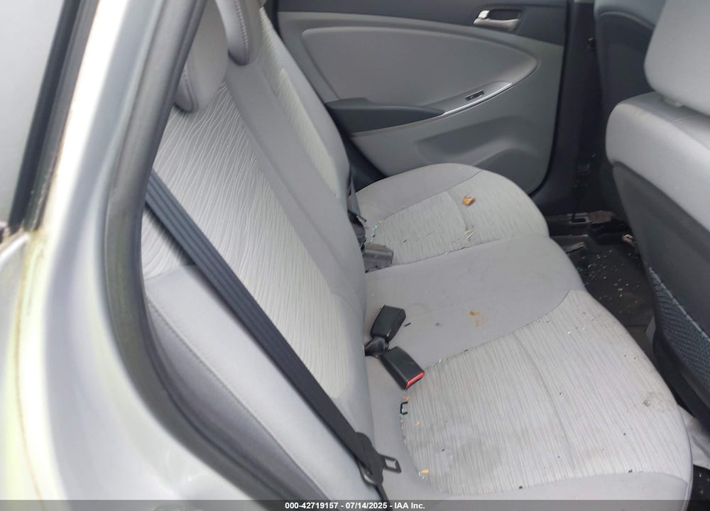 2016 HYUNDAI ACCENT VIN: KMHCT4AE4GU139584