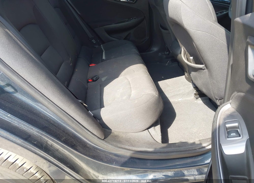2019 CHEVROLET MALIBU VIN: 1G1ZB5ST4KF157450