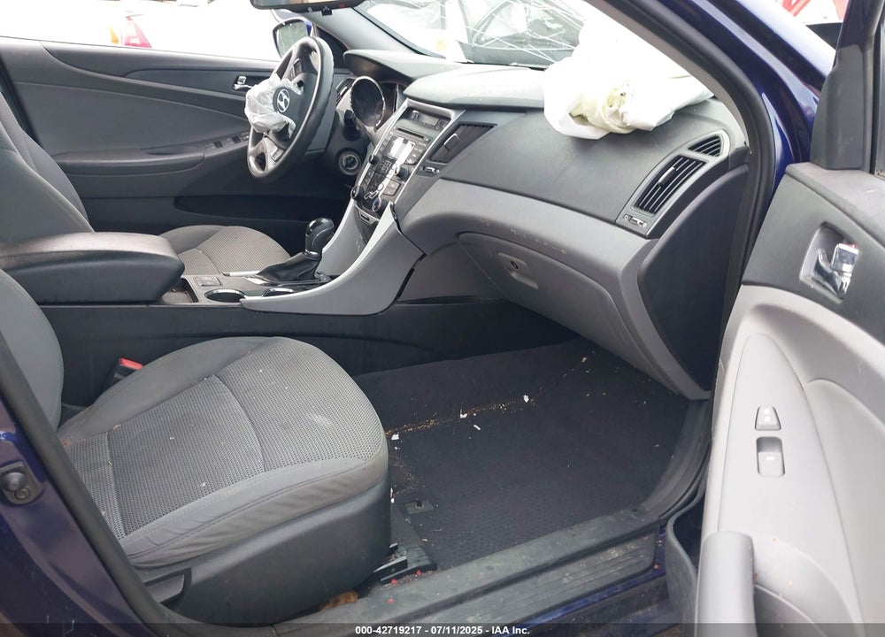 2013 HYUNDAI SONATA VIN: 5NPEB4AC6DH722906