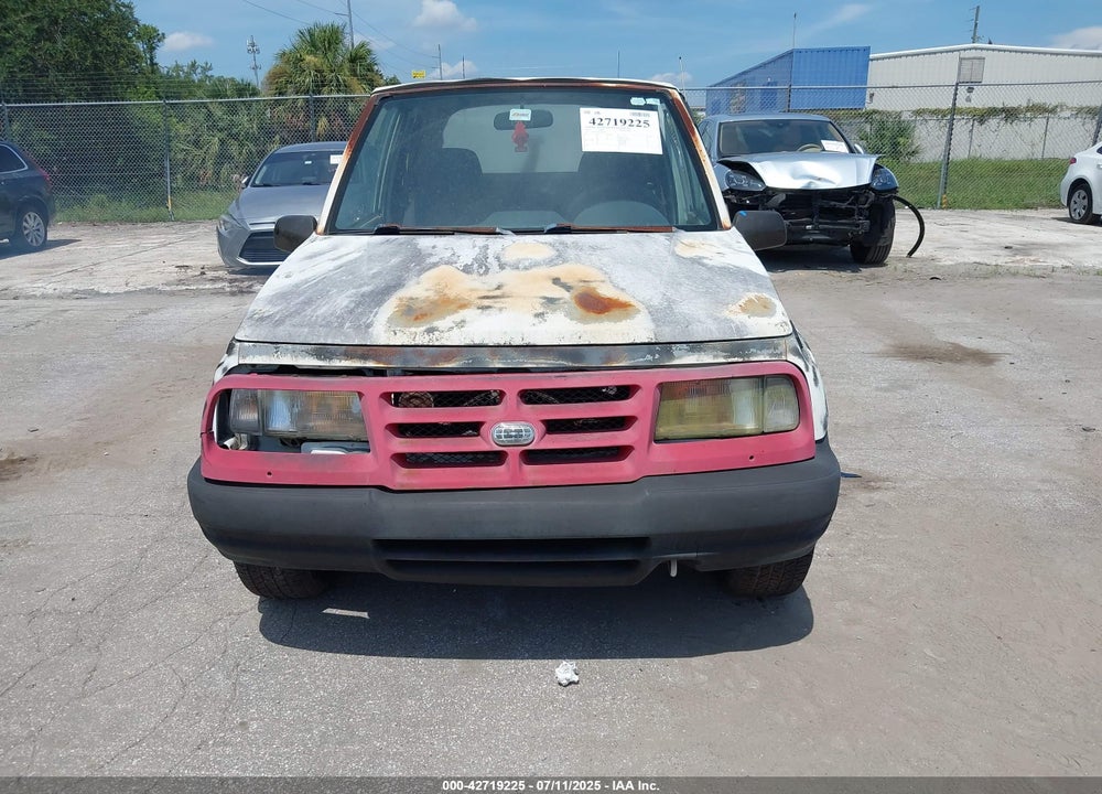 1996 GEO TRACKER VIN: 2CNBE1862T6948982