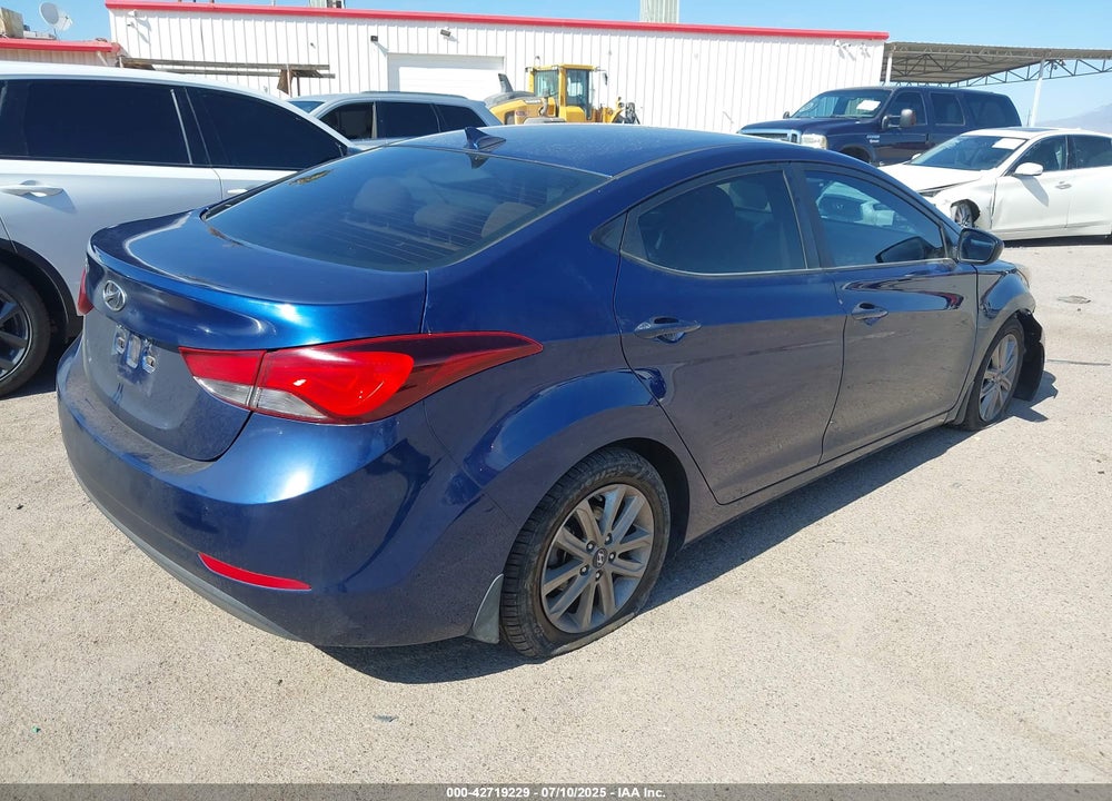 2015 HYUNDAI ELANTRA VIN: 5NPDH4AE8FH635863
