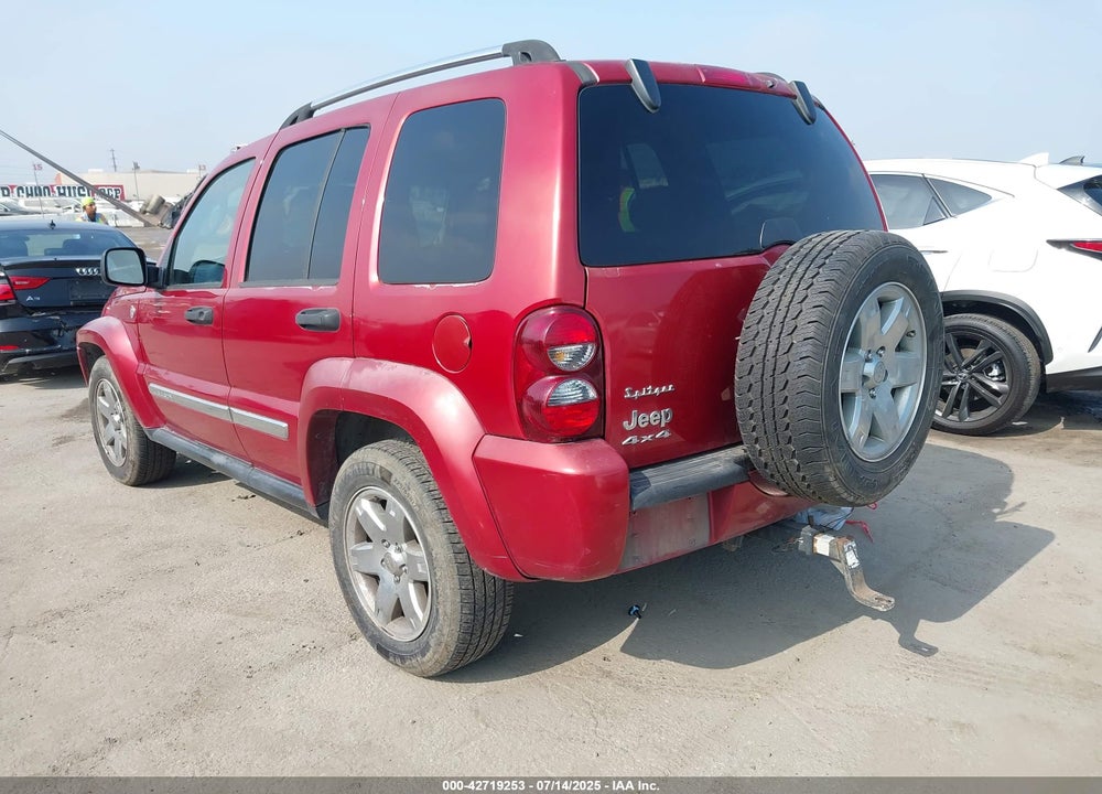2007 JEEP LIBERTY VIN: 1J4GL58K47W572683
