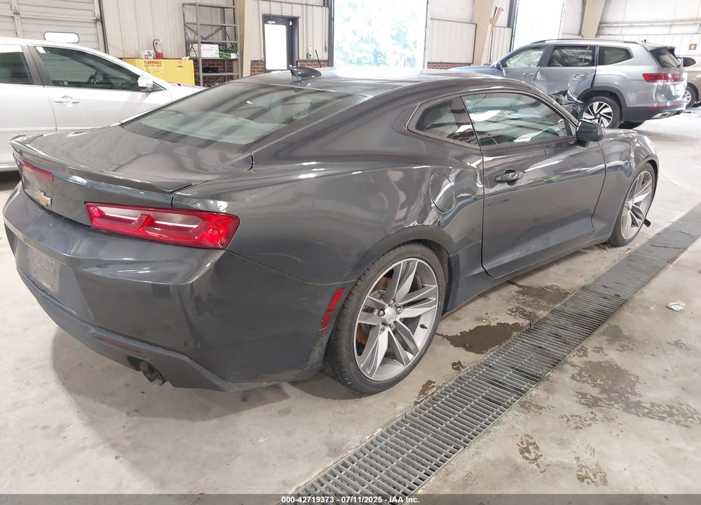 2018 CHEVROLET CAMARO VIN: 1G1FB1RX4J0188431