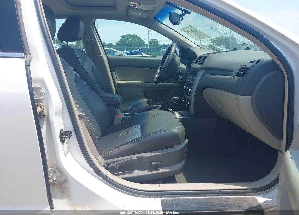 2010 MERCURY MILAN VIN: 3MEHM0JG8AR648690