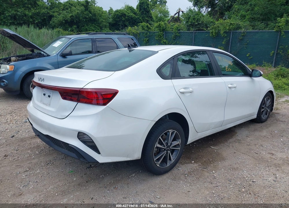 2024 KIA FORTE VIN: 3KPF24AD2RE709904