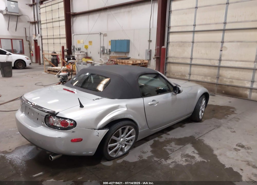 2007 MAZDA MX-5 VIN: JM1NC25F570131344