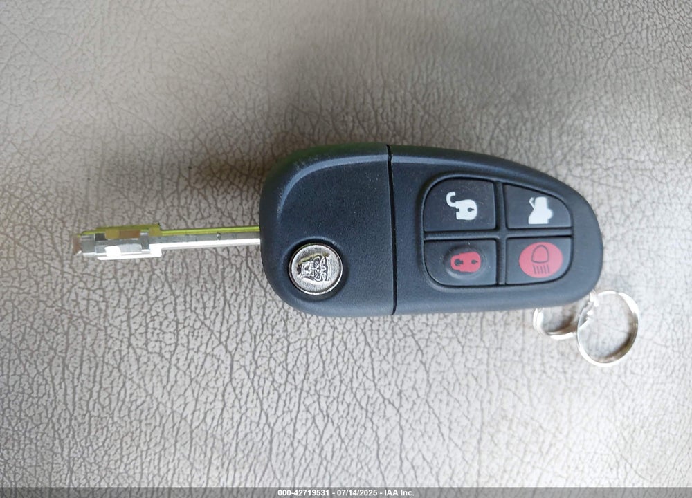 2004 JAGUAR XJ XJ8 VIN: SAJEA71CX4SG02780