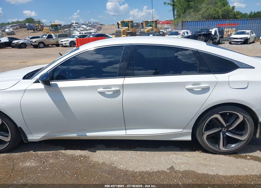 2021 HONDA ACCORD VIN: 1HGCV1F32MA097001