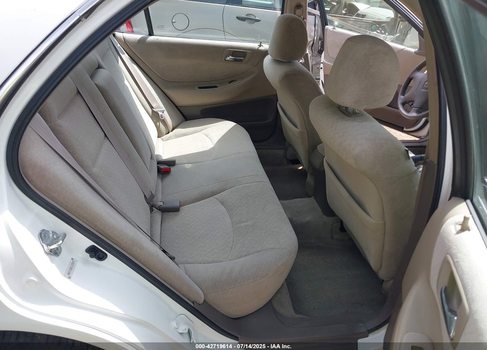 2002 HONDA ACCORD 3.0 LX VIN: 1HGCG164X2A028072