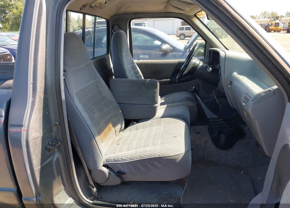 1994 FORD RANGER VIN: 1FTCR10A3RUA84404