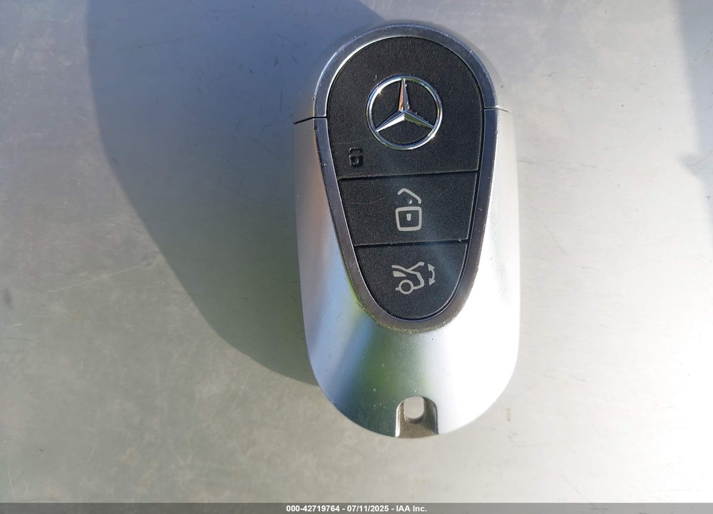 2022 MERCEDES-BENZ C CLASS VIN: W1KAF4GB4NR037871