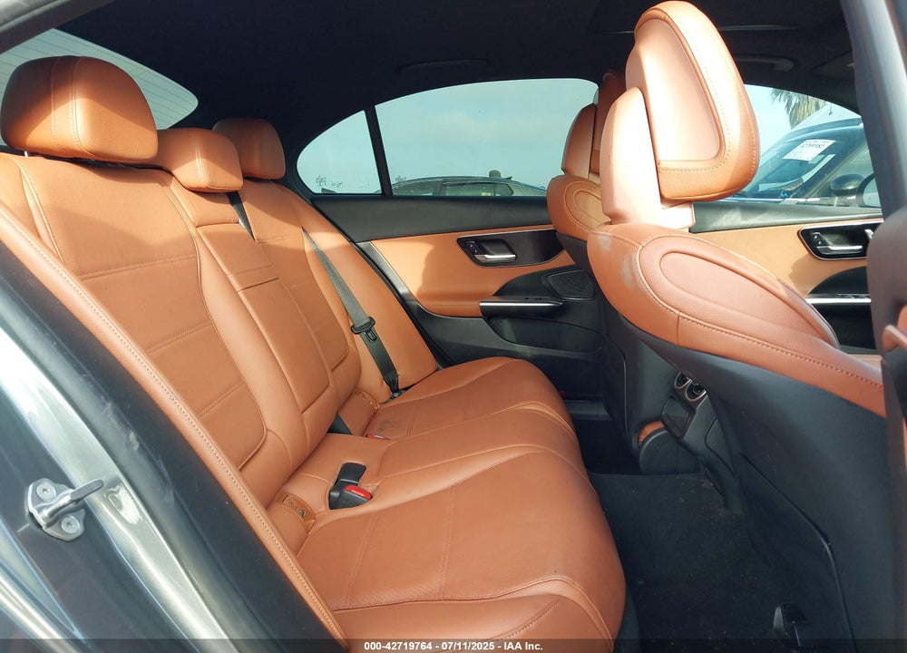 2022 MERCEDES-BENZ C CLASS VIN: W1KAF4GB4NR037871