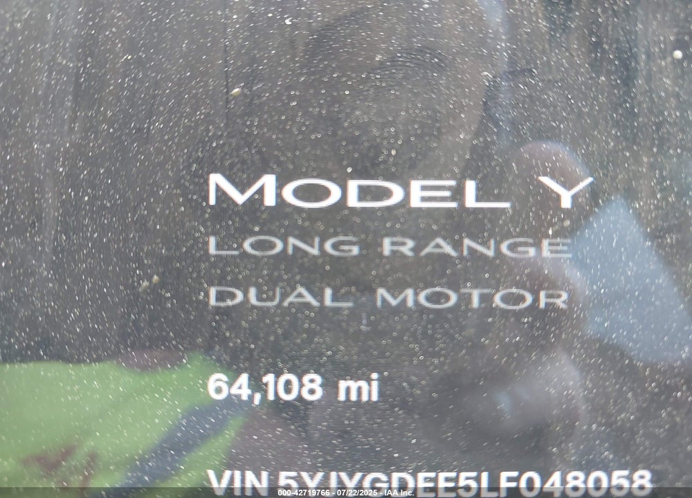 2020 TESLA MODEL Y LONG RANGE DUAL MOTOR ALL-WHEEL DRIVE VIN: 5YJYGDEE5LF048058