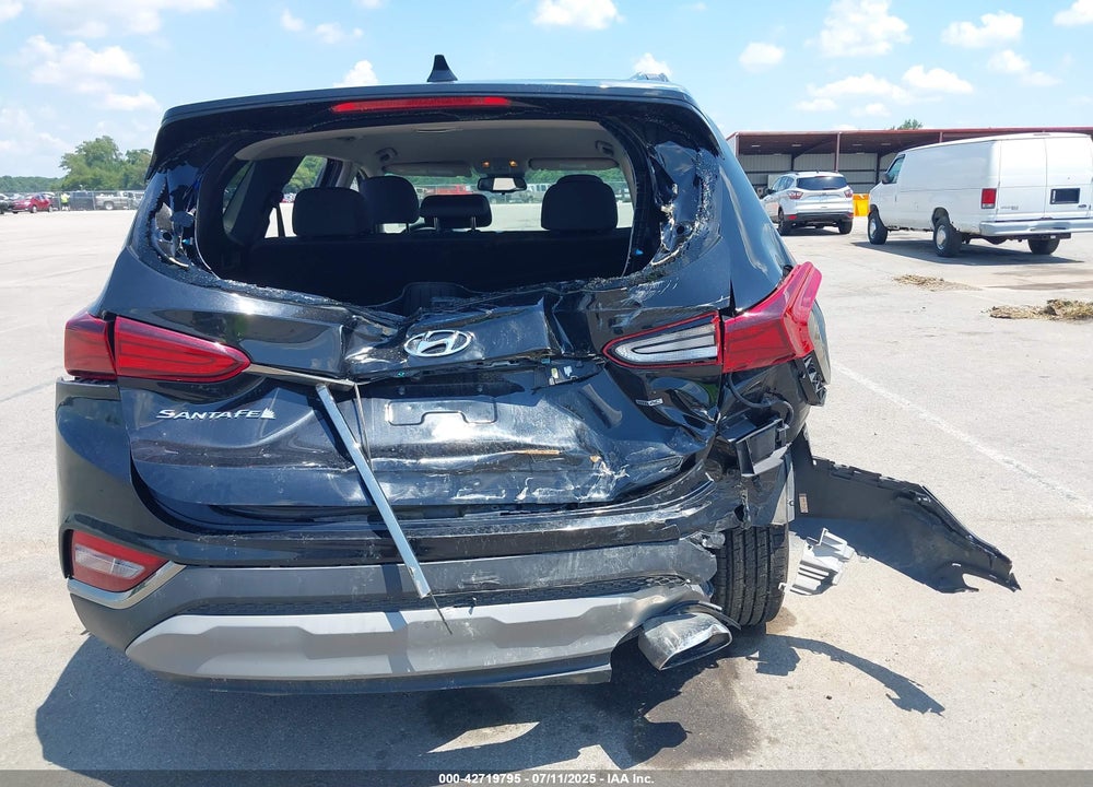 2019 HYUNDAI SANTA FE VIN: 5NMS3CAD2KH013094