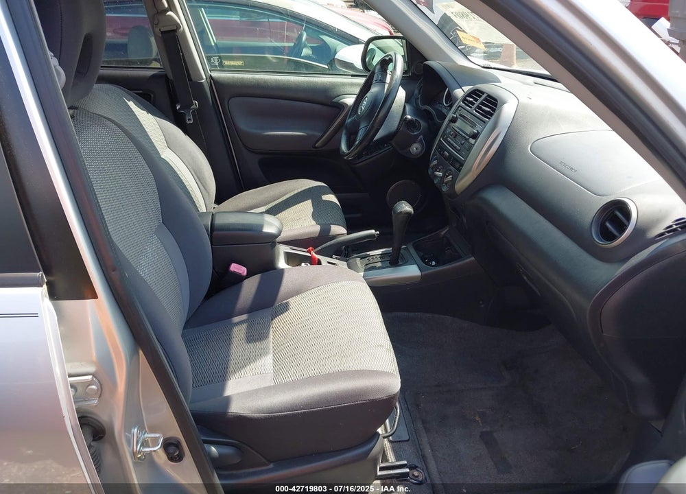 2004 TOYOTA RAV4 VIN: JTEGD20V540019767