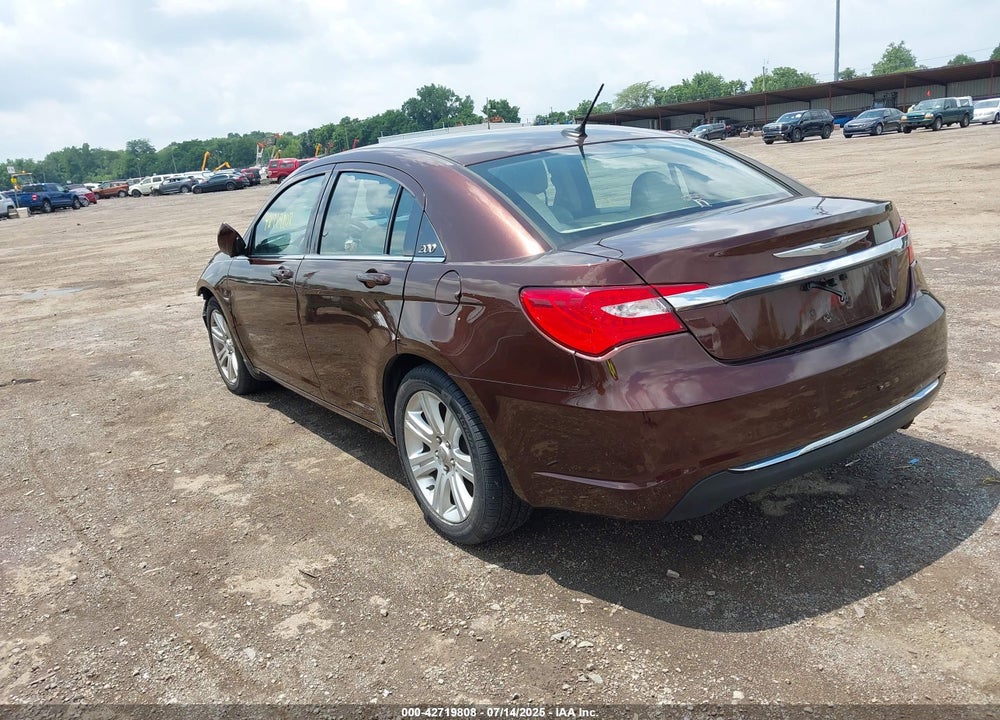 2013 CHRYSLER 200 VIN: 1C3CCBBB6DN726747
