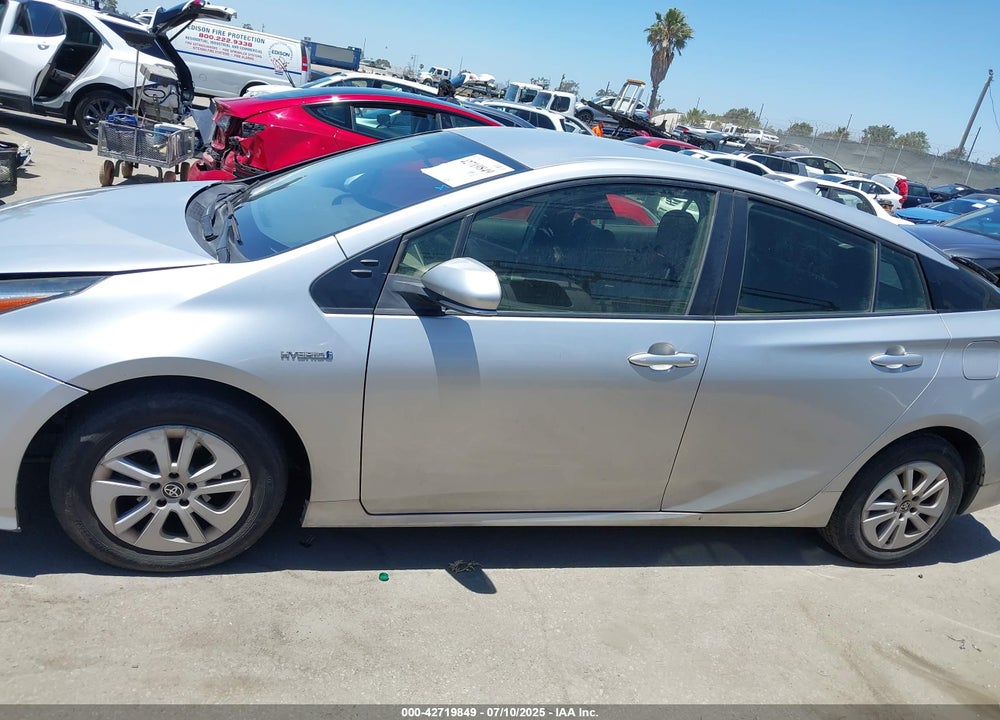 2016 TOYOTA PRIUS VIN: JTDKBRFU5G3013398