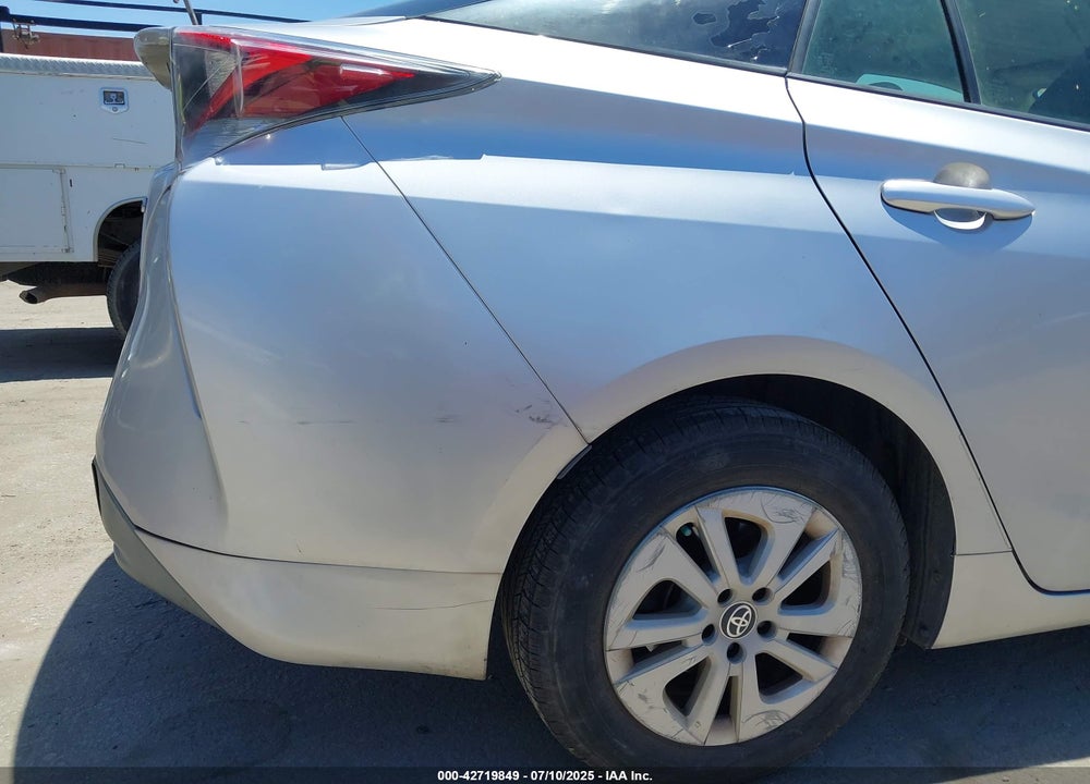 2016 TOYOTA PRIUS VIN: JTDKBRFU5G3013398