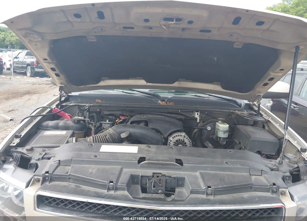 2007 CHEVROLET TAHOE VIN: 1GNFK13047R277852