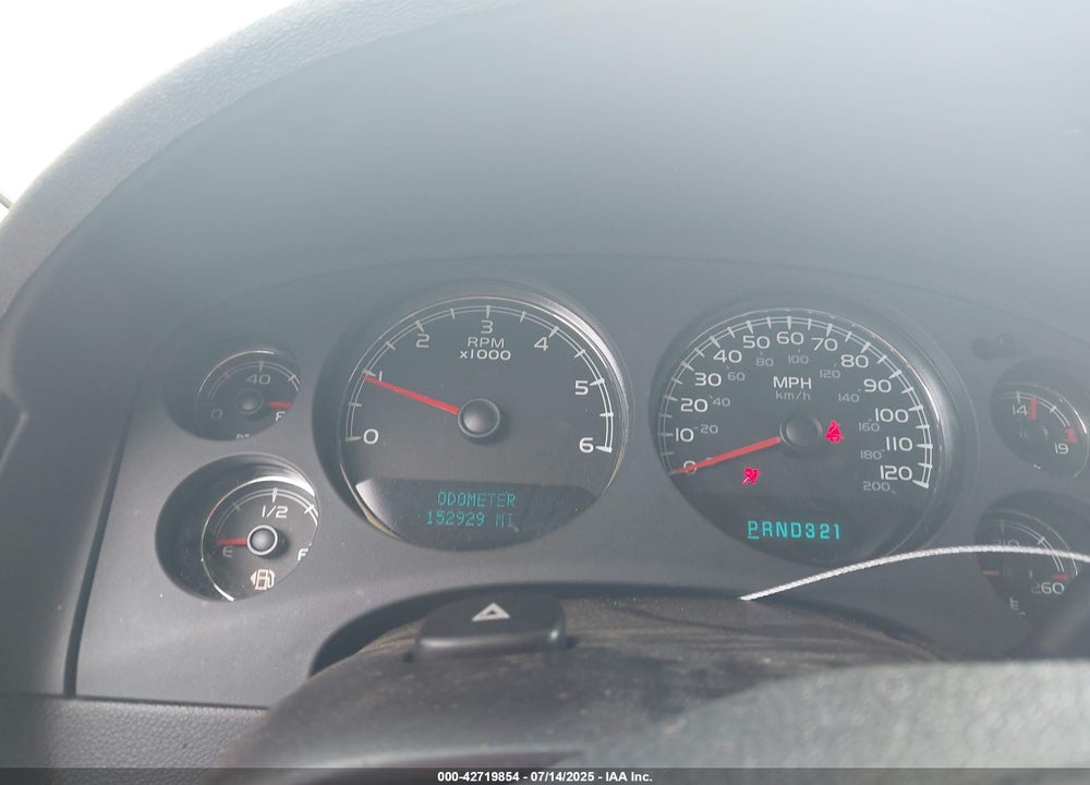 2007 CHEVROLET TAHOE VIN: 1GNFK13047R277852
