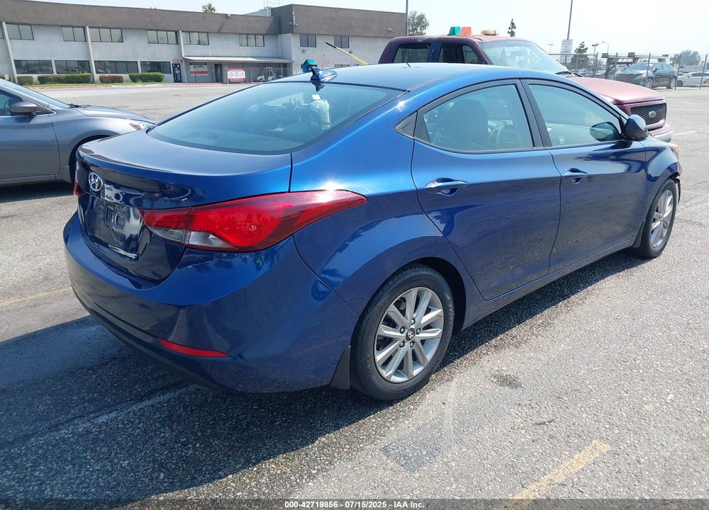 2016 HYUNDAI ELANTRA VIN: 5NPDH4AE6GH714675