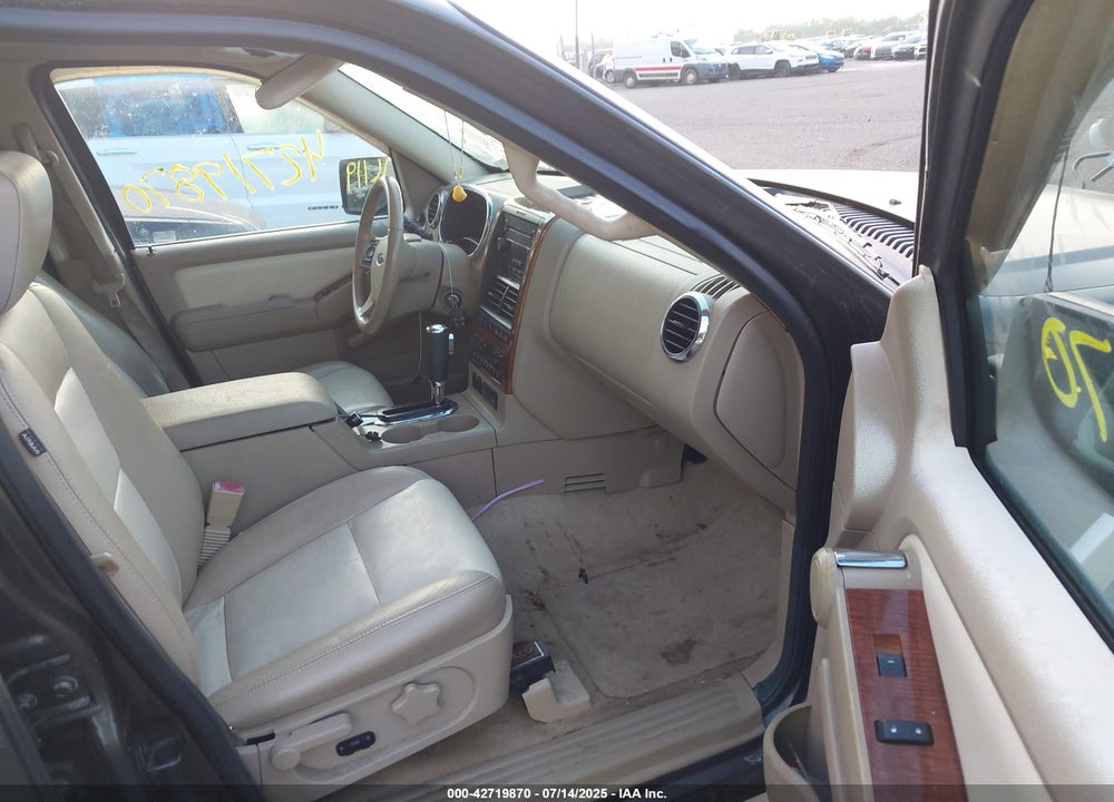 2007 FORD EXPLORER VIN: 1FMEU74EX7UB85617