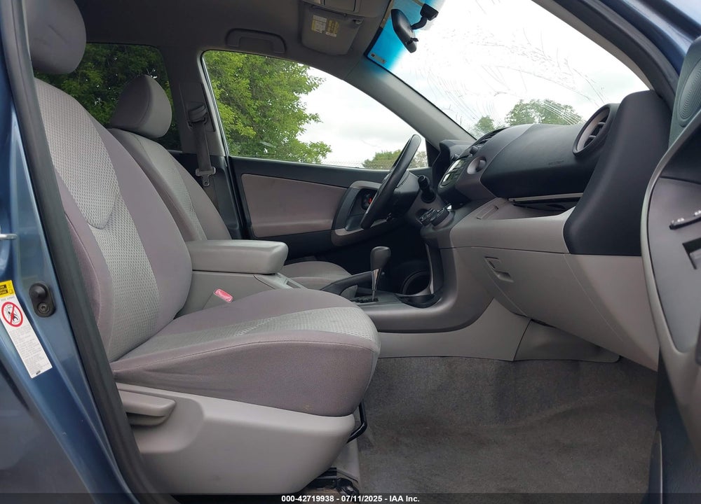 2008 TOYOTA RAV4 VIN: JTMBD33V686061416