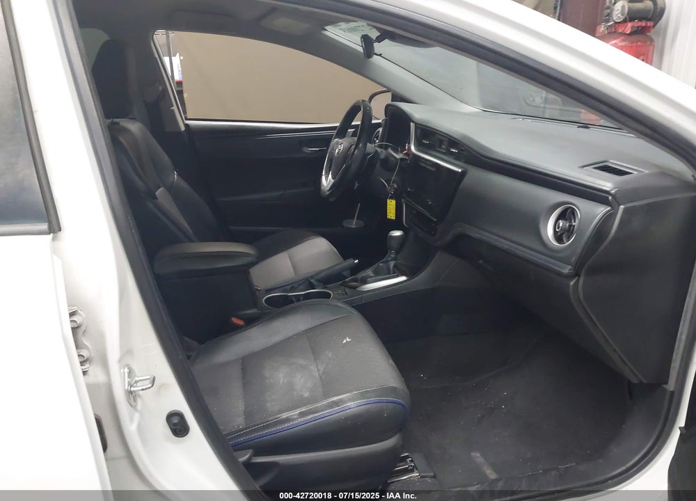 2018 TOYOTA COROLLA VIN: 2T1BURHE2JC105163