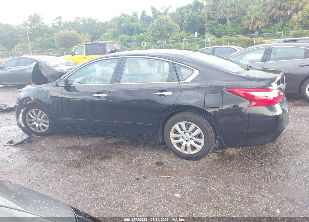 2017 NISSAN ALTIMA VIN: 1N4AL3AP5HN359728