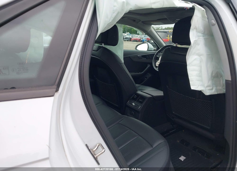 2017 AUDI A4 VIN: WAUANAF43HN060047