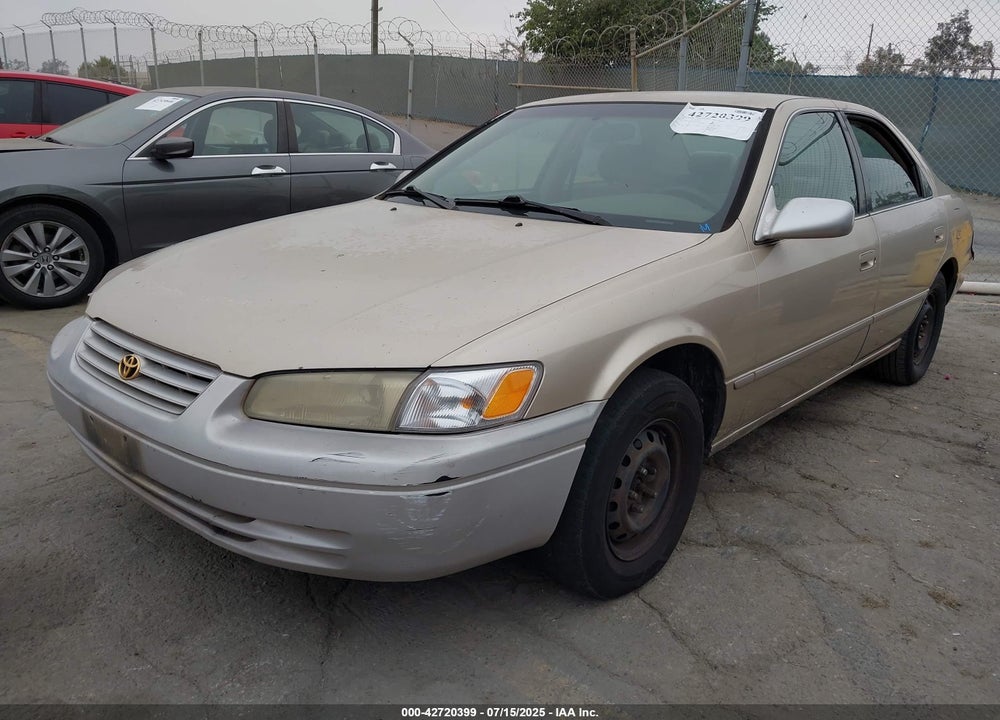 1997 TOYOTA CAMRY LE VIN: JT2BG22K4V0046459