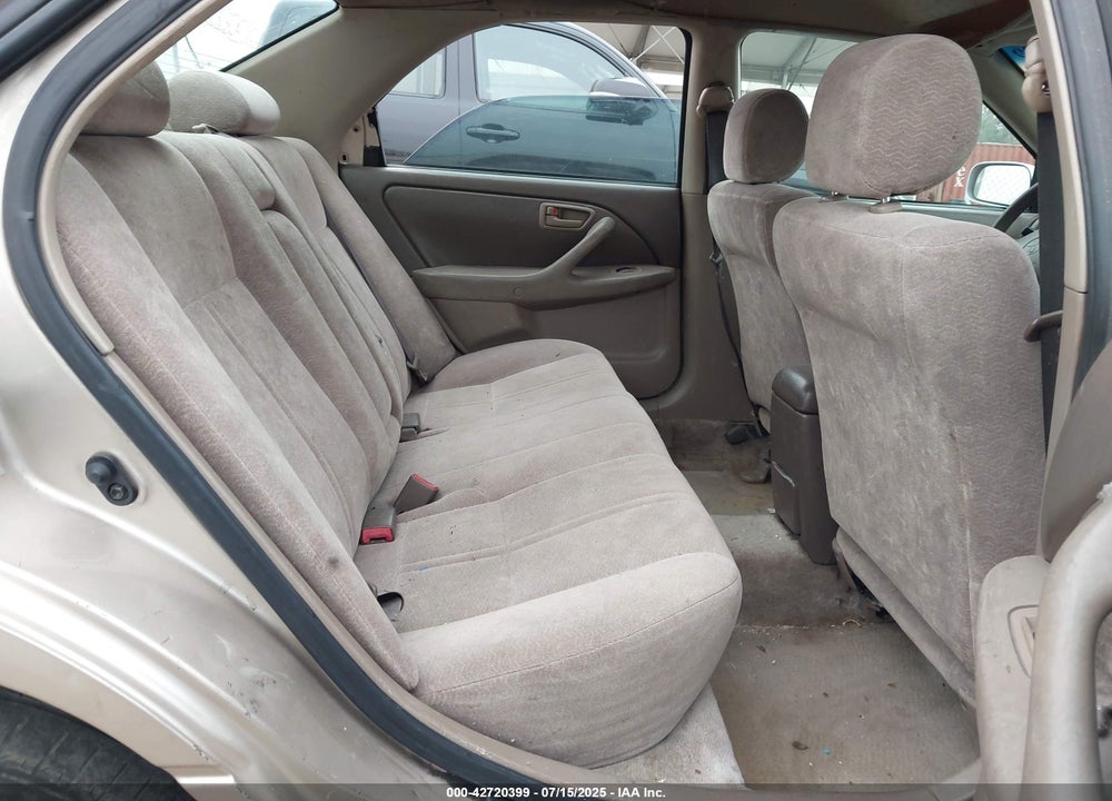 1997 TOYOTA CAMRY LE VIN: JT2BG22K4V0046459