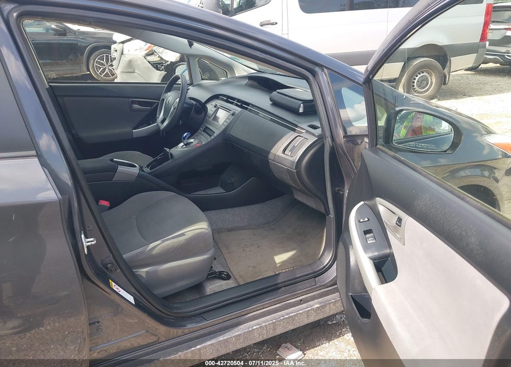 2013 TOYOTA PRIUS VIN: JTDKN3DU6D5587063