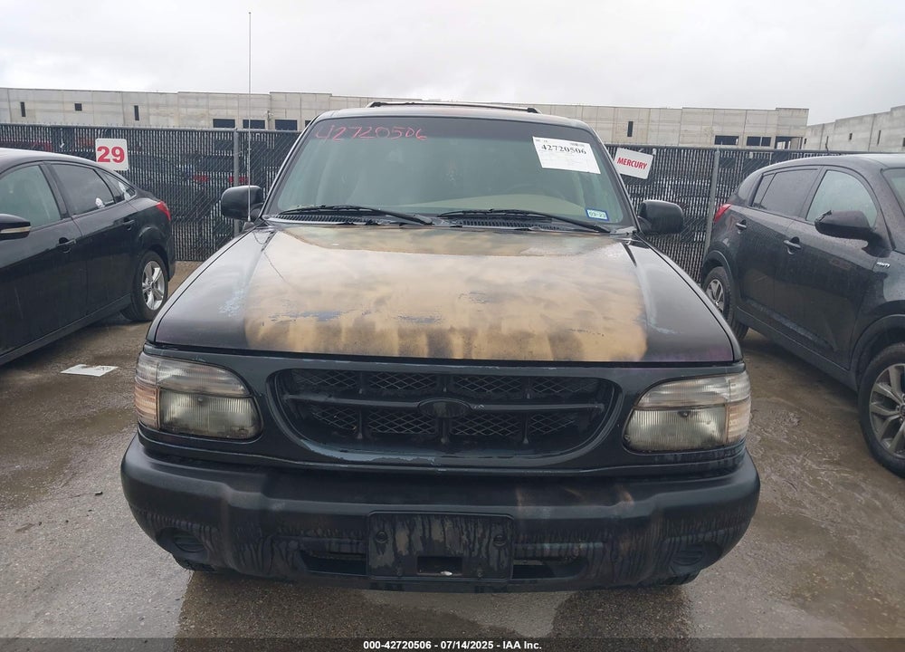 2000 FORD EXPLORER XLS VIN: 1FMZU62X7YZB81285