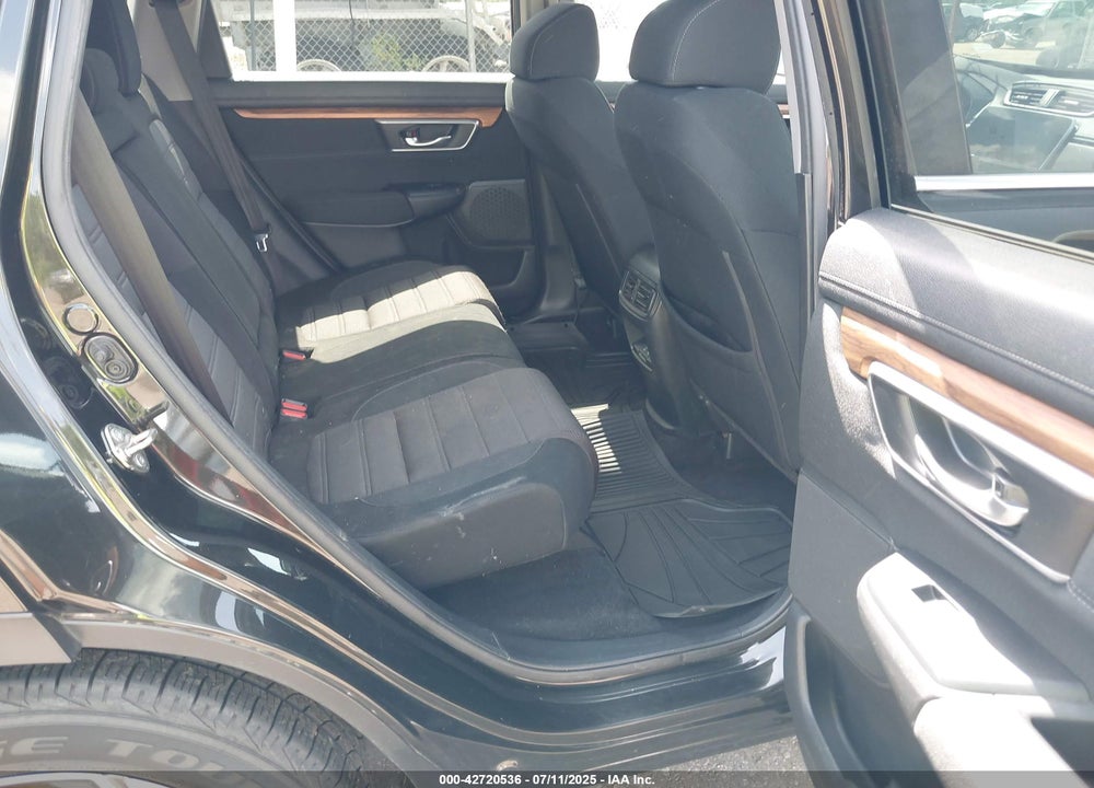 2017 HONDA CR-V VIN: 2HKRW1H55HH507406