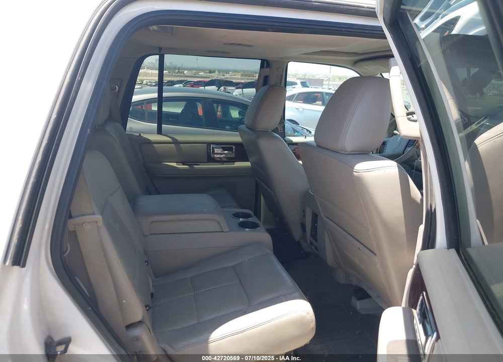 2011 LINCOLN NAVIGATOR VIN: 5LMJJ2J53BEJ07856