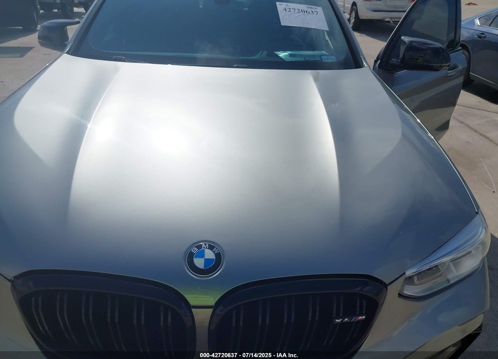 2021 BMW X4 VIN: 5YMUJ0C03M9G61821