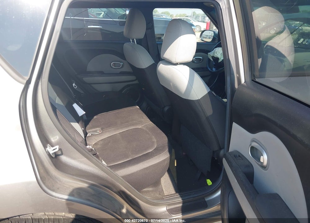 2015 KIA SOUL VIN: KNDJN2A24F7128579