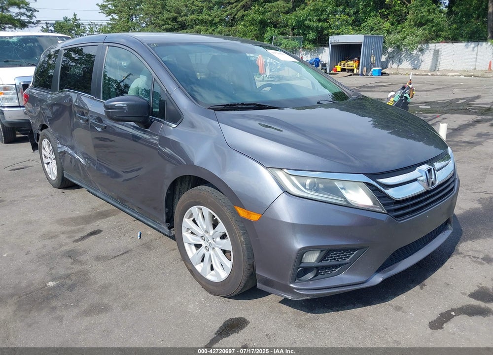 2018 HONDA ODYSSEY LX VIN: 5FNRL6H28JB050929