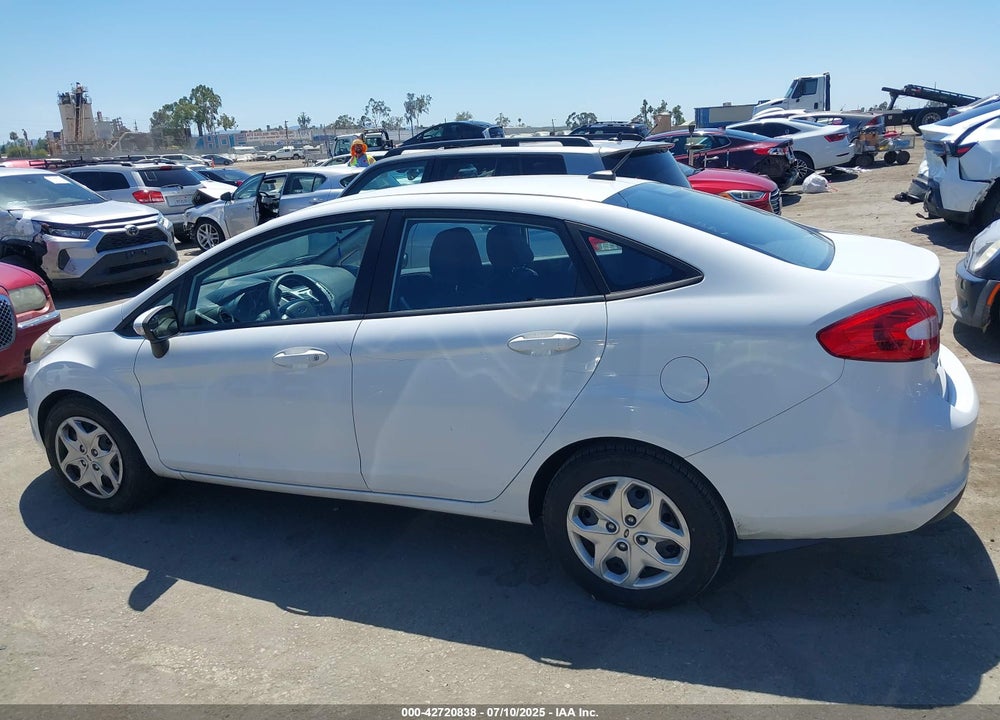 2013 FORD FIESTA VIN: 3FADP4BJ3DM162739