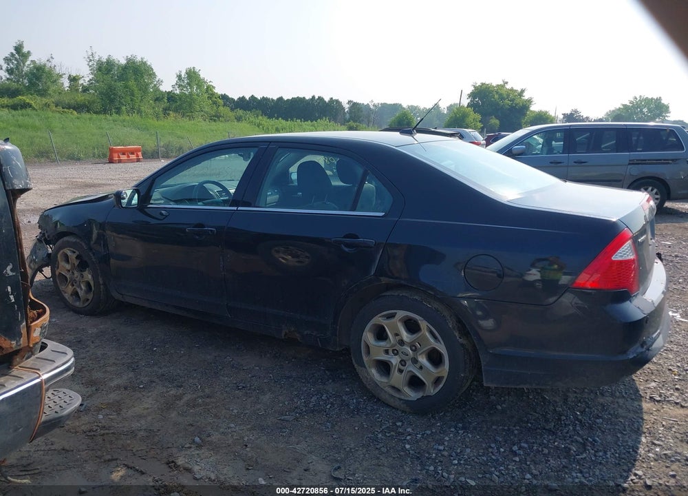 2010 FORD FUSION VIN: 3FAHP0HG3AR407995