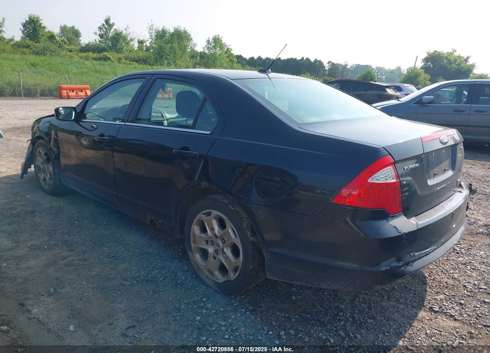 2010 FORD FUSION VIN: 3FAHP0HG3AR407995